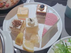 -遇上西雅图多融合海鲜自助餐厅(中房金谊广场店)