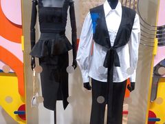 -URBAN REVIVO(上海中庚漫游城店)