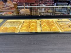 面包甜点陈列柜-熊叔熊婶面包房(团结湖店)