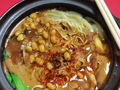 牛筋面宽粉-春艳砂锅居(新玛特店)