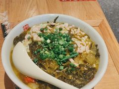 -呼啦面馆·头牌豌杂面(珠江国际B区店)