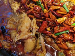 -鸣记脆皮烤鱼·海鲜烤鱼(三八广场店)