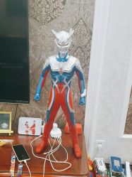 -逝水玩具折扣店