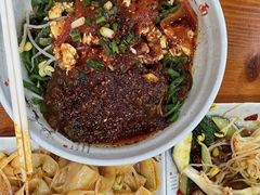 特色三合一-手擀菠菜面(西康路店)