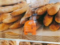 -老梦面包CHEZMOREL(麦子店)