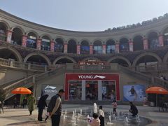 -王府井奥莱临潼小镇(临潼店)