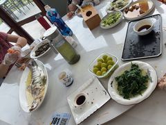 -七的湖·晚芳亭·阳澄湖农家菜·大闸蟹(莲花岛店)