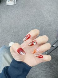 -芊屿芊浔美甲