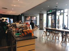 -星巴克臻选(郑州中原万达店)