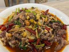 -江城燕子大排档(江汉路步行街店)