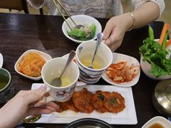 -釜山豚骨汤饭(芝罘万达广场店)