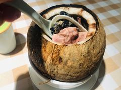 原只椰子炖乌鸡-珍味汤馆·潮汕家乡菜(保利文化广场店)