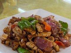 沙姜炒生肠-大石鼓山庄·珠海第一烧猪