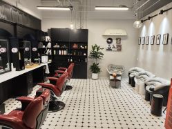 -老男孩男士理容馆·理发·烫染·修面