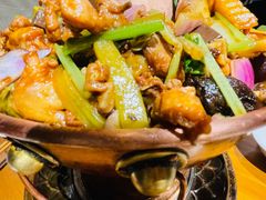 -炉小二铜锅牛蛙•川湘菜(三里屯店)