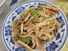 -天天向上素食餐厅(五台山店)