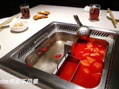 番茄锅底-海底捞火锅鲜切牛肉主题店(长寿路店)