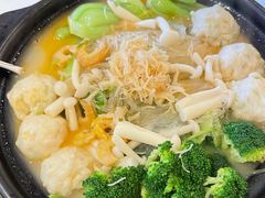 龙虾汤墨鱼丸子杂菜煲-文兴酒家(晶品店)