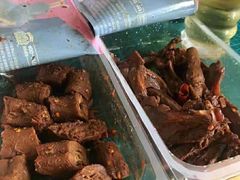 -周黑鸭(郑州新世界百货店)