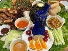 -沐毫傣泐云南菜孔雀宴•手抓饭傣味烧烤(曼听公园店)
