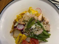 鸡肉大虾鲜蔬波奇碗-西堤牛排(龙德广场店)