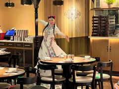 大堂-耶里夏丽·丝路新疆菜·清真食品(徐汇南丹东路臻选店)
