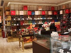 零售区-VENCHI 闻绮(北京国贸商城店)