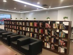 -北京鹏龙大道奔驰4S店(纪家庙店)