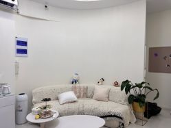 -苗方清颜专业祛痘·皮肤管理