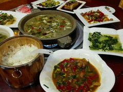 -石锅鱼府(二分店)