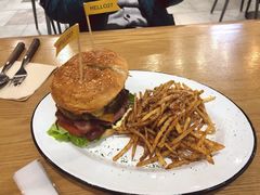 -HELLO 27 意面·沙拉·帕尼尼