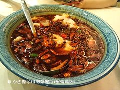 鲶鲶不忘-小巴辣子川湘菜餐厅(星游城店)