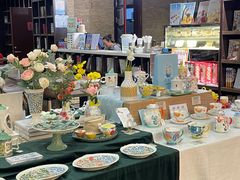 -钟书阁(松江泰晤士小镇店)