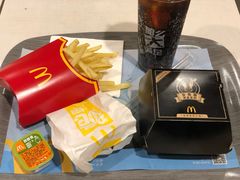 -麦当劳(虹梅路地铁站店)