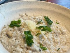 -MONICH牛排融合餐厅(和义大道购物中心店)