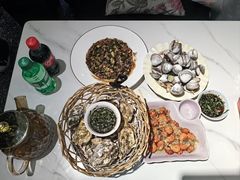 -嗨辣小聚·盘锦河蟹·海鲜烧烤龙虾(盘锦十年好店)