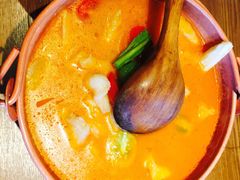 -云海肴·汽锅鸡·云南菜(天山百盛优客店)