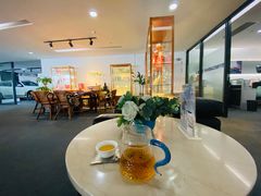 -上海宝信宝马4S店