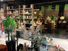 -魔方城市书房(中街益田店)
