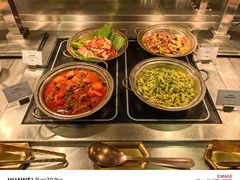 -圣丰索菲特·2 On 988 Café 自助餐厅