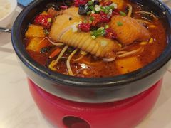 -渝是乎酸菜鱼·川渝小炒(新世界百货望京店)