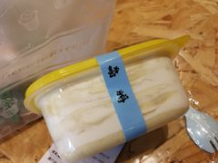 -蜜蜂小象·榴莲千层蛋糕(时代汇11栋店)