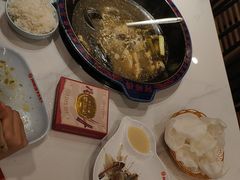 -何师傅美蛙鱼头(汉街店)