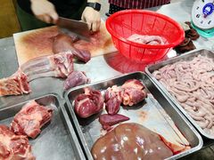-标记美食新鲜猪杂(兴南大道店)