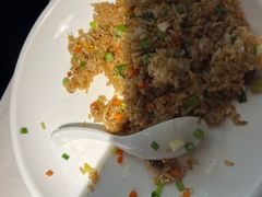 -里岛烤鱼(东港凯虹广场店)