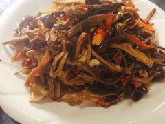 耗牛肉-小厨子私房菜·云南美食店