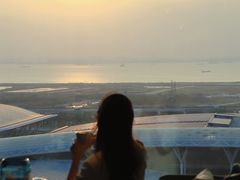 -深圳国际会展中心希尔顿酒店(前海华发冰雪世界店)