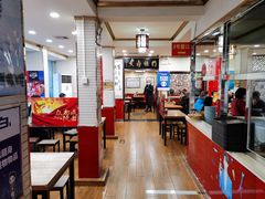 大堂-门框胡同百年卤煮(新街口店)