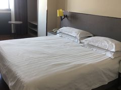 -如家旗下-淮南火车站睿柏·云酒店