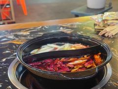 -灌县老妈砂锅串串香(万科红生活广场店)
